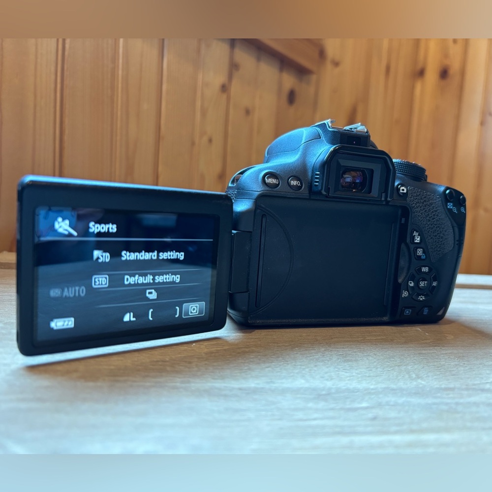 Canon EOS rebel T5i - Picture 7 of 13